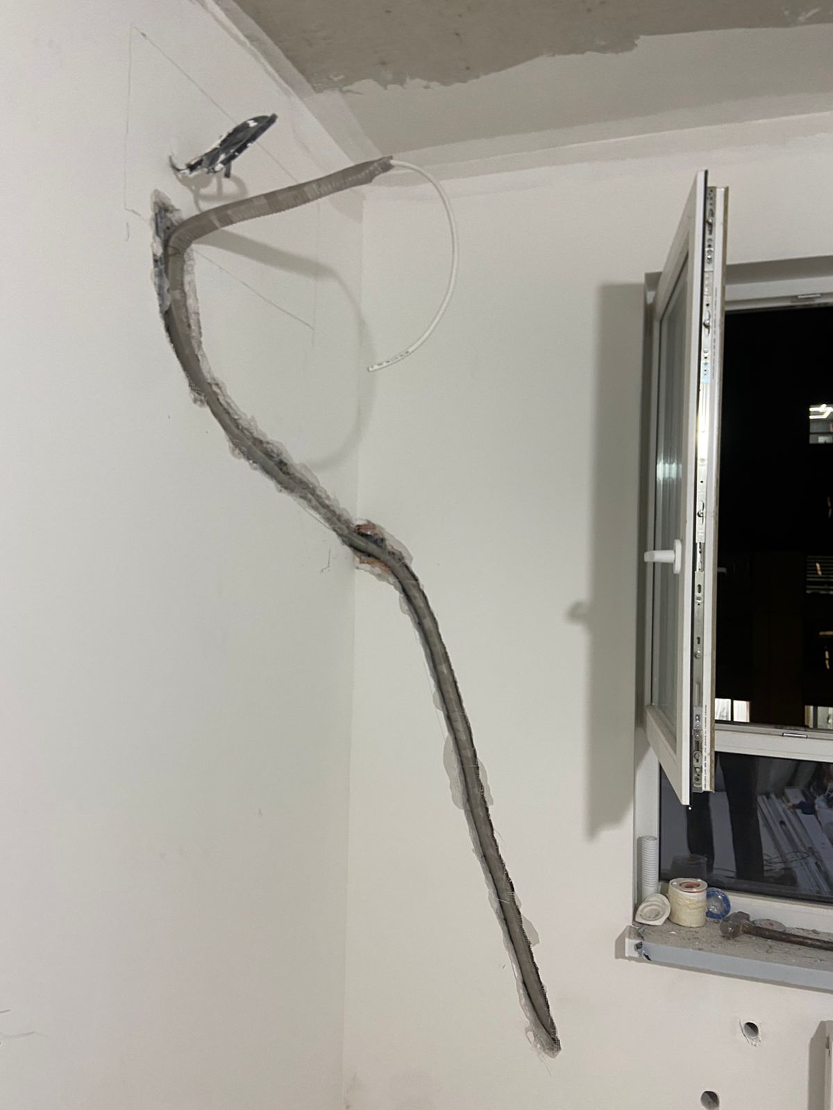 WhatsApp Image 2026-01-22 at 17.04.46 WhatsApp Image 2026-01-22 at 17.04.46